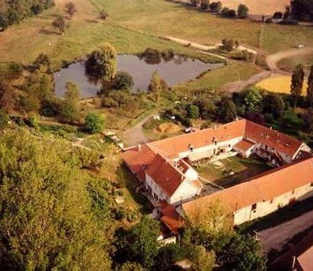 Hotel La Ferme Des Moulineaux Bailly  Exterior foto